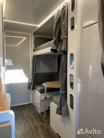 Прицеп дом на колесах аренда