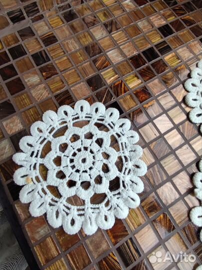 7 белых салфеток, ручная работа, крючок