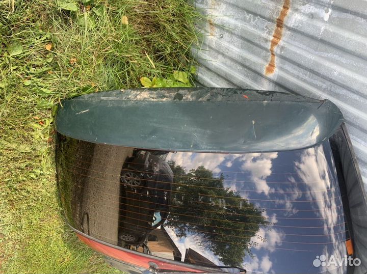 Крышка багажника Mitsubishi RVR