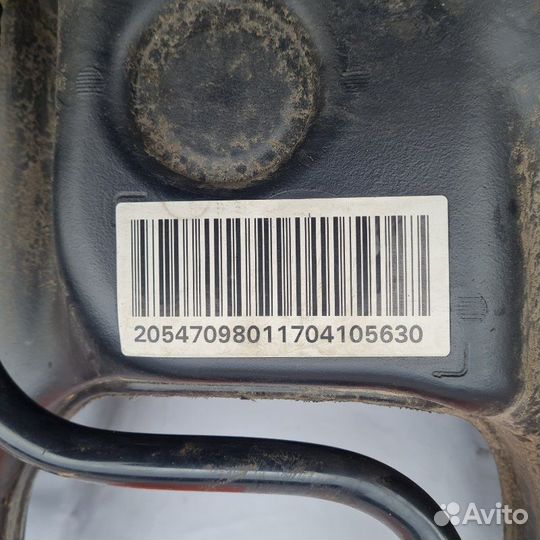 Бензобак Mercedes-Benz C-Class W205 2019