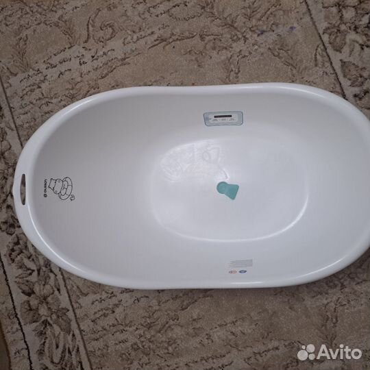 Ванночка для купания с горкой