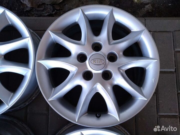 Оригинал Kia r-16 (5x114,3) 4 шт. б/у