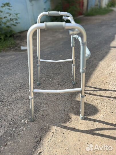 Ходунки для взрослых