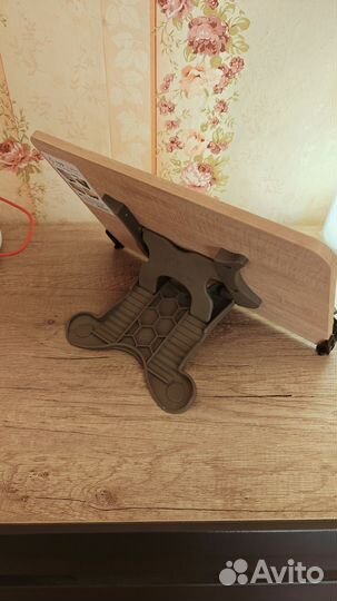 Подставка для книг и планшета