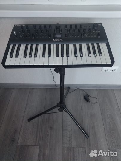 Modal Argon 8 синтезатор