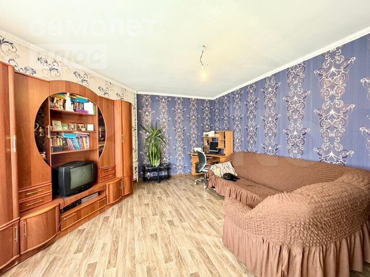 2-к. квартира, 82,8 м², 5/9 эт.