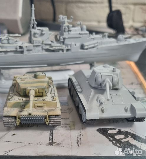 Сборные модели танков, корабля