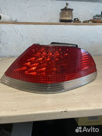 Задний правый фонарь BMW-7 серия E65