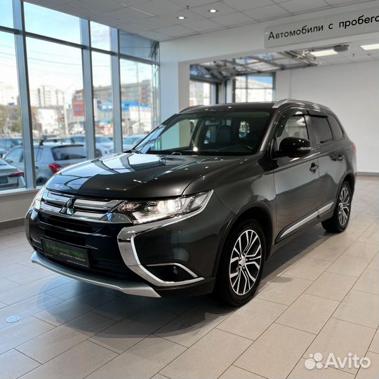 Mitsubishi Outlander 2 CVT, 2018, 110 251 км