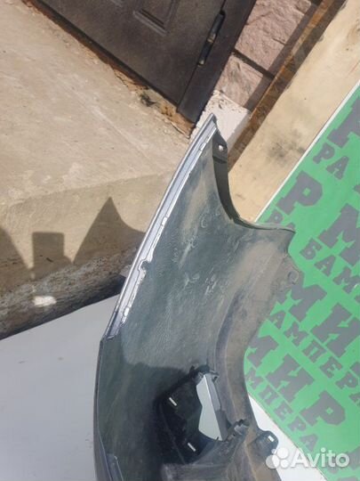 Бампер передний Toyota Corolla 2010