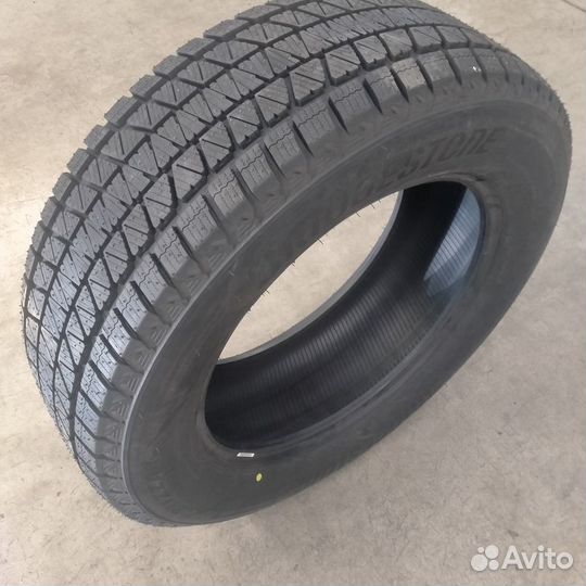 Bridgestone Blizzak DM-V3 225/60 R18 100S