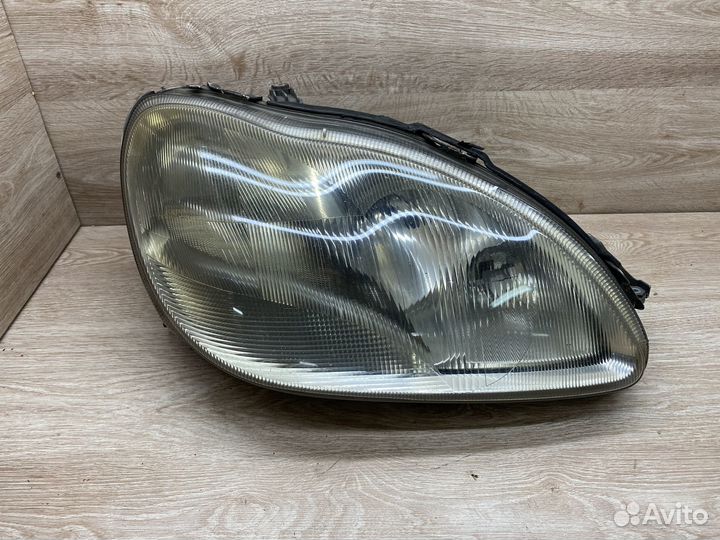 Фара передняя правая Mercedes W220 дорест 142749