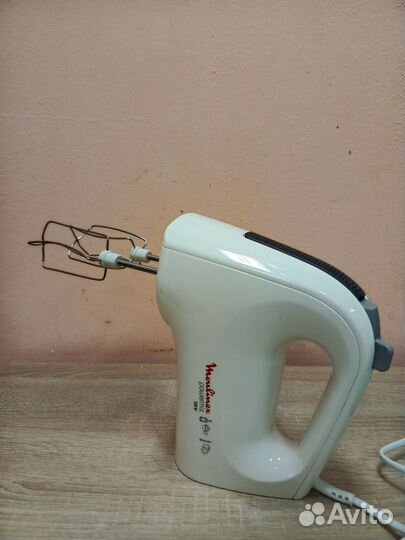 Миксер Moulinex HM613130 не комплект