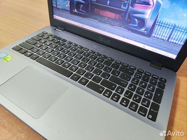 Свежий игровой ноутбук Asus как новый / гарантия