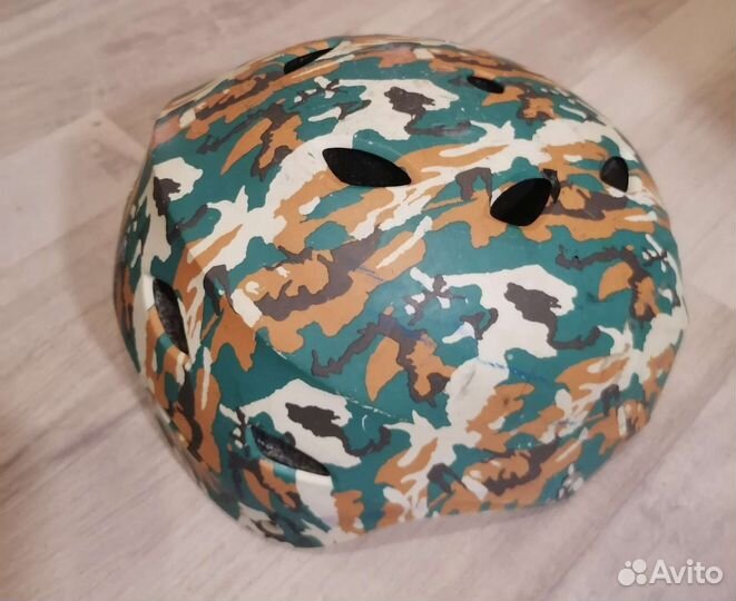 Защитный шлем