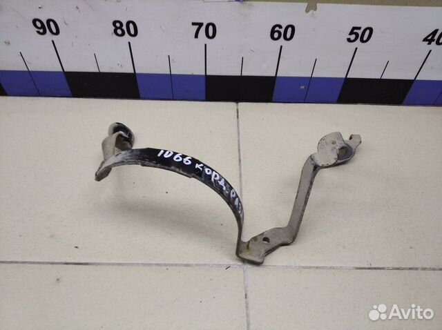 Кронштейн (сопут. товар) Hi Lux 2015