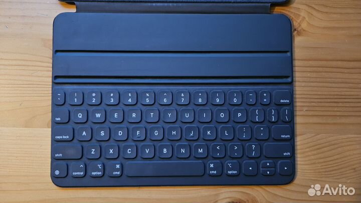 Чехол-клавиатура для iPad Pro 11 (En)