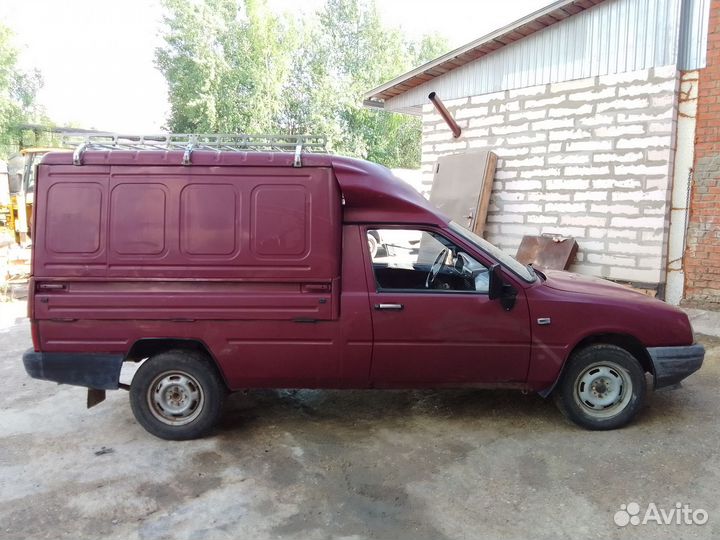 ИЖ 2717 1.6 МТ, 2002, 97 000 км