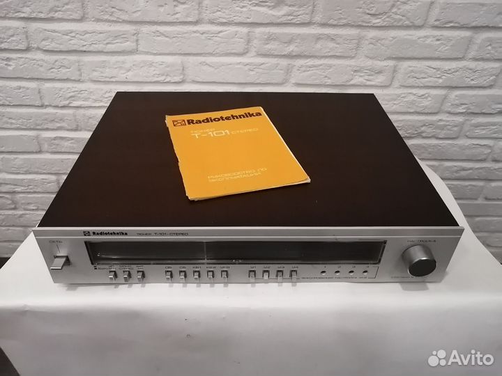 Тюнер Радиотехника с документами