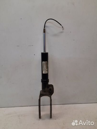 Амортизатор передний левый Porsche Cayenne 958