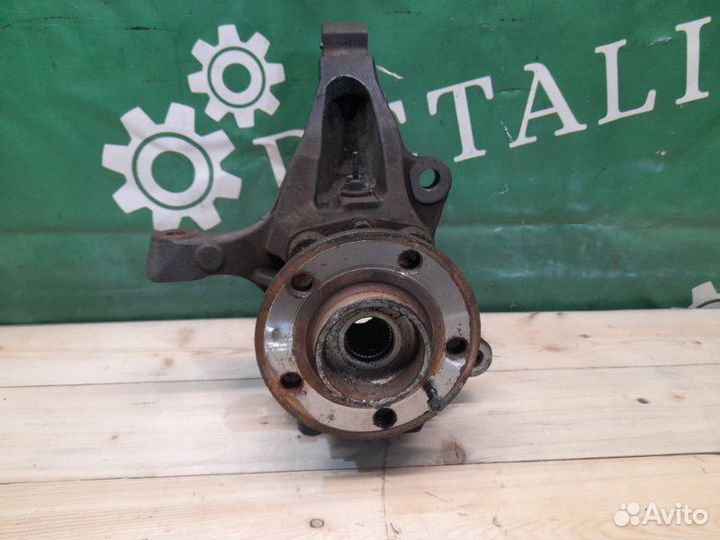 Кулак поворотный передний правый Volvo Xc90 1