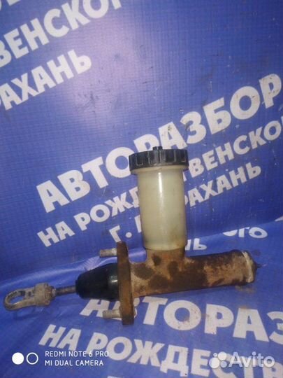 Главный цилиндр сцепления Газ Волга 31029 седан