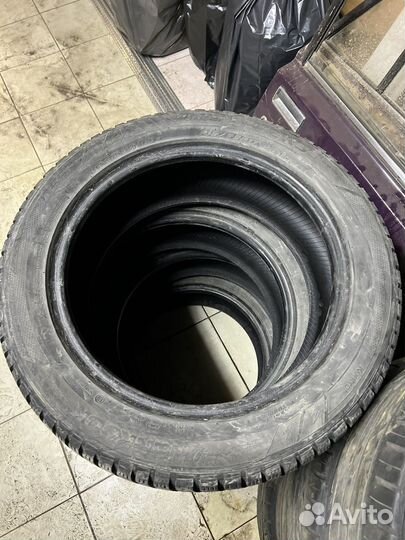 Hankook Winter I'Pike RS2 W429 215/55 R17