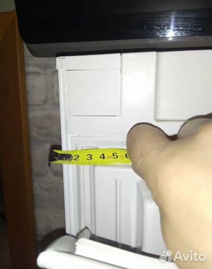 Уплотнитель для холодильника Бирюса 133 кшд-310/10