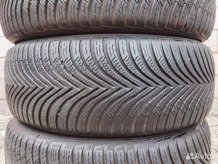 Michelin Alpin 5 215/65 R16 98H
