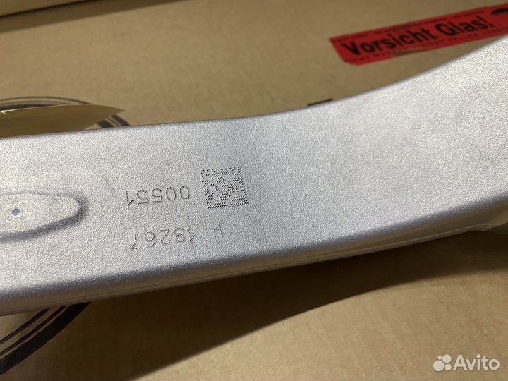 Поворотный кулак левый Mercedes W167