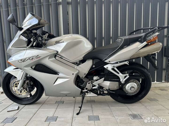 Honda VFR 800 Без пробега 02г