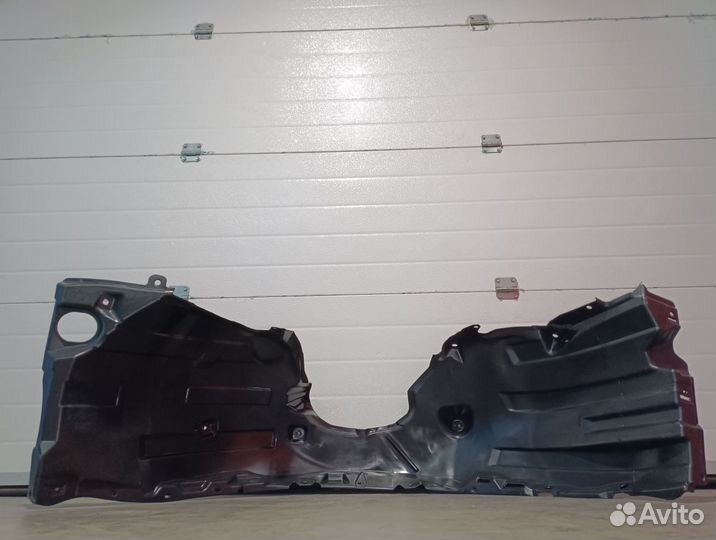 Подкрылок передний левый Toyota Camry 8