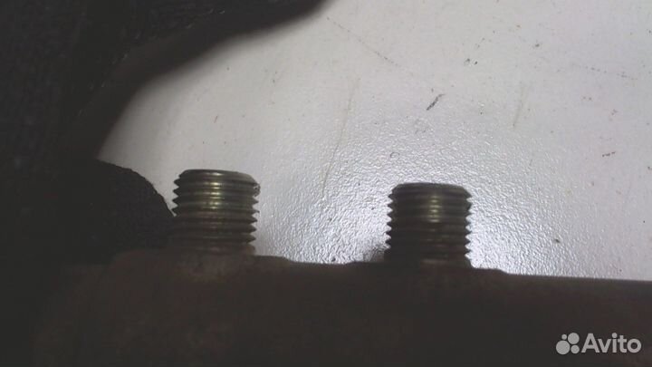 Рампа топливная Jeep Liberty, 2005