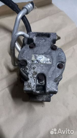 Компрессор кондиционера на Сузуки лиану