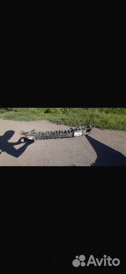 Бампер передний с усилителем