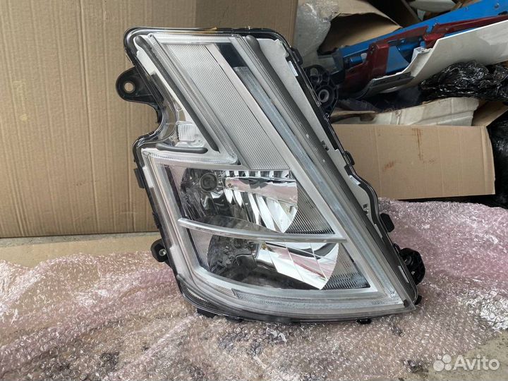 Фара правая Volvo FH5 24362660