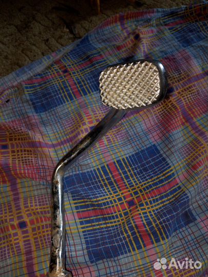 Лапка тормоза на мопед альфа