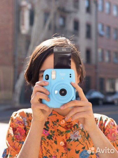 Аренда instax mini 11 (поларойд)