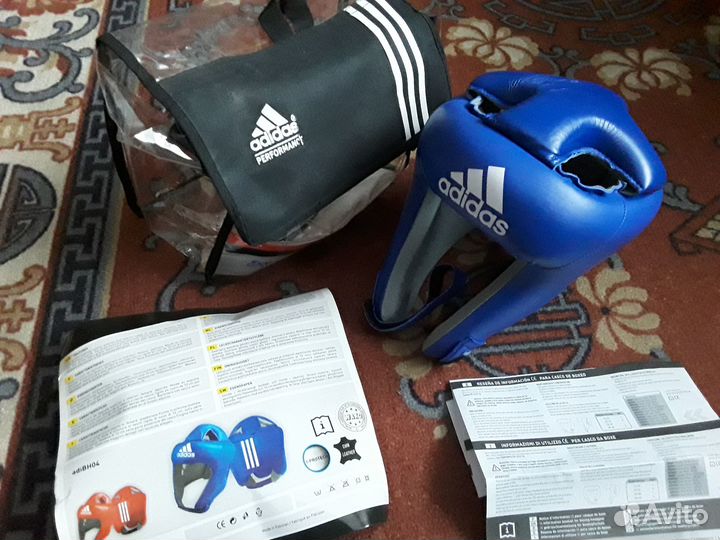 Шлем для единоборств