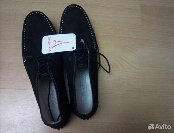Продам обувь 39 р