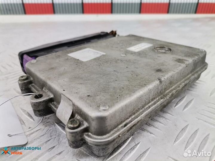 Блок управления двигателем Subaru Legacy 3 2001