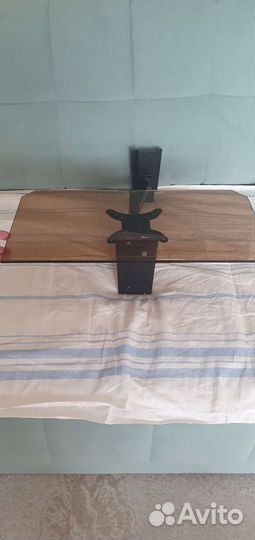 Полка для видеоаппаратуры