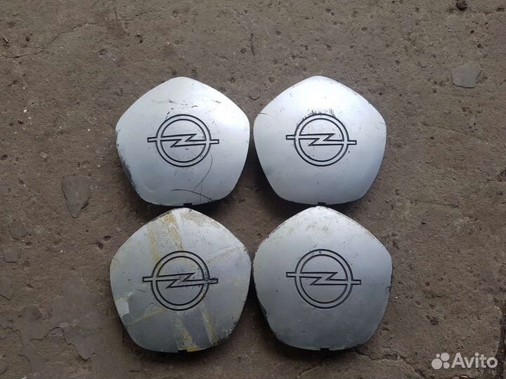 Заглушки на диски Opel GM