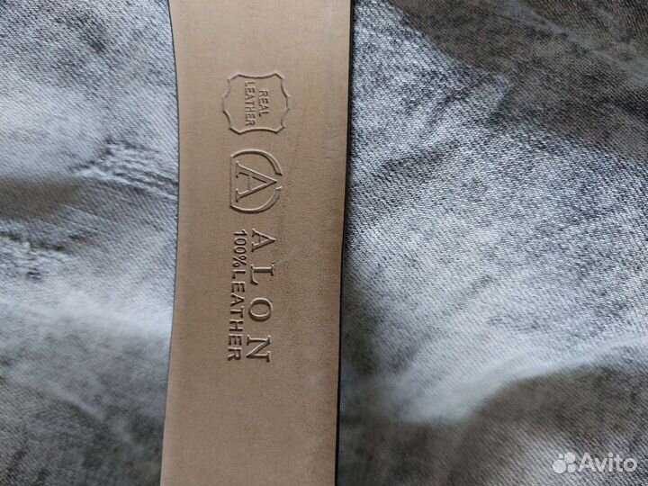 Мужской кожаный ремень лакированый alon