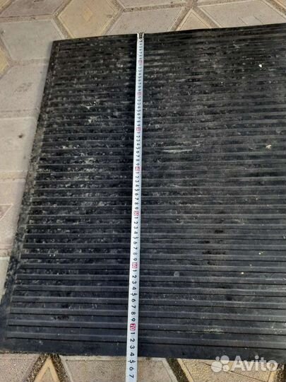 Коврик диэлектрический.75*75*6.5см