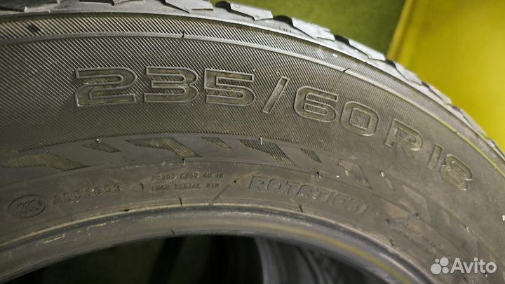 Nokian Tyres Hakkapeliitta 9 SUV 235/60 R18