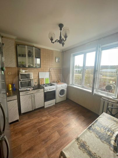 2-к. квартира, 48 м², 3/5 эт.