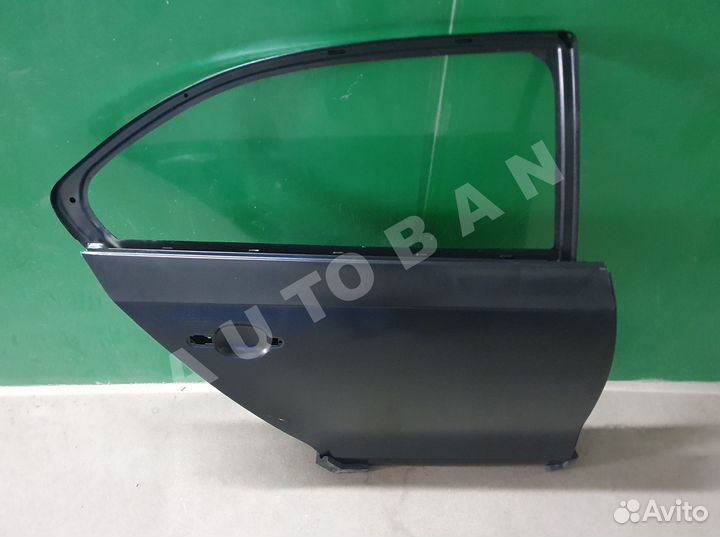 Дверь задняя правая Volkswagen Jetta 6