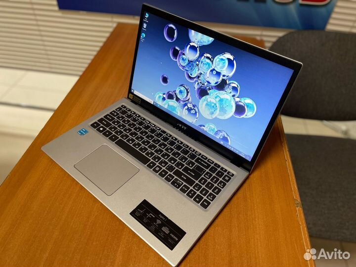 Свежий металлический ультрабук Acer / 2023год