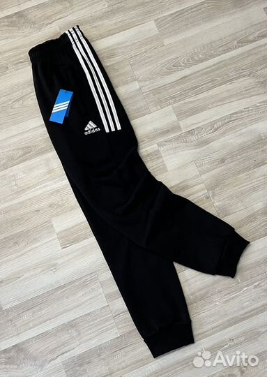 Спортивные штаны adidas теплые флис